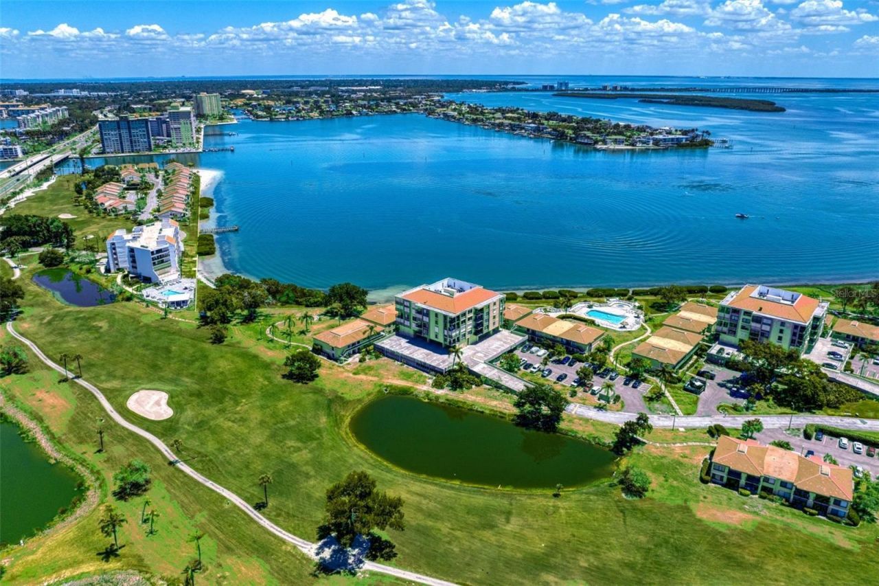6104 Palma Del Mar Boulevard S, Unit 210, Saint Petersburg, FL 33715 Photo