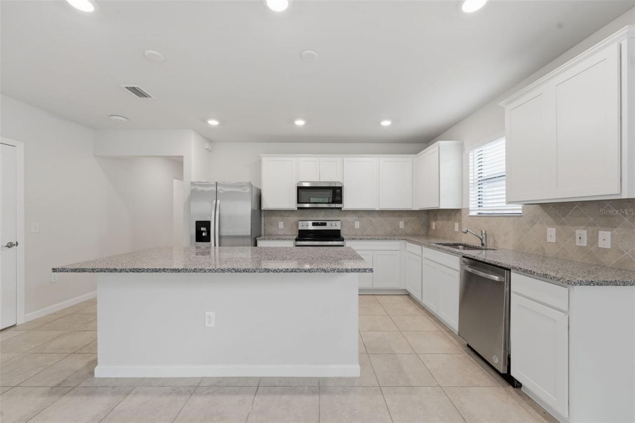 16048 Beachberry Drive, North Fort Myers, FL 33917 Photo