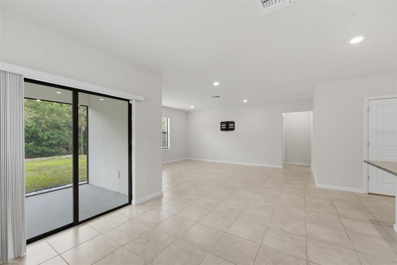 16048 Beachberry Drive, North Fort Myers, FL 33917 Photo