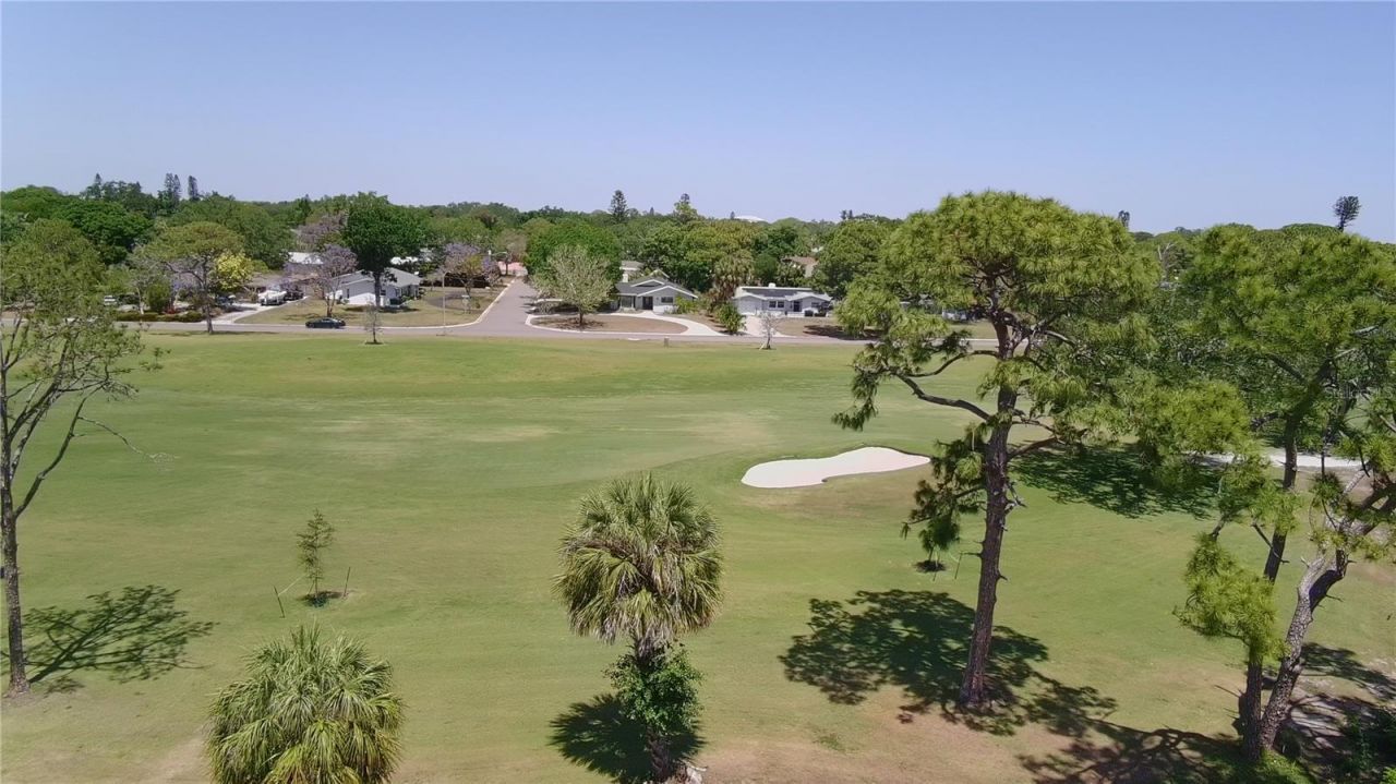 2117 Lakewood Club Drive S, Unit 7A, Saint Petersburg, FL 33712 Photo