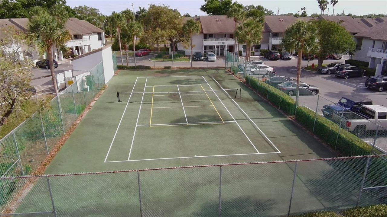 2117 Lakewood Club Drive S, Unit 7A, Saint Petersburg, FL 33712 Photo