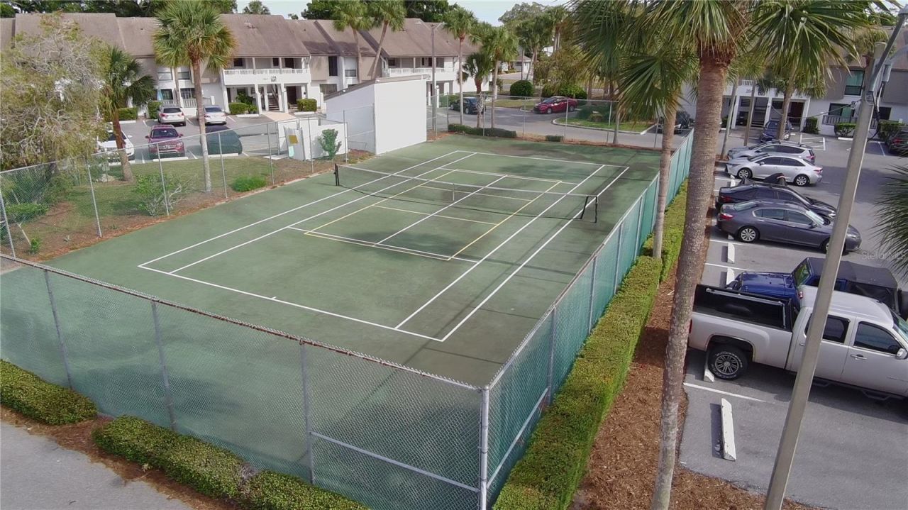 2117 Lakewood Club Drive S, Unit 7A, Saint Petersburg, FL 33712 Photo