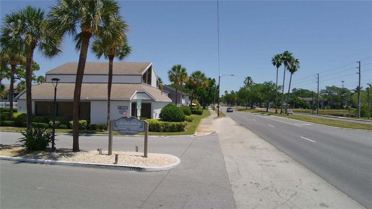 2117 Lakewood Club Drive S, Unit 7A, Saint Petersburg, FL 33712 Photo