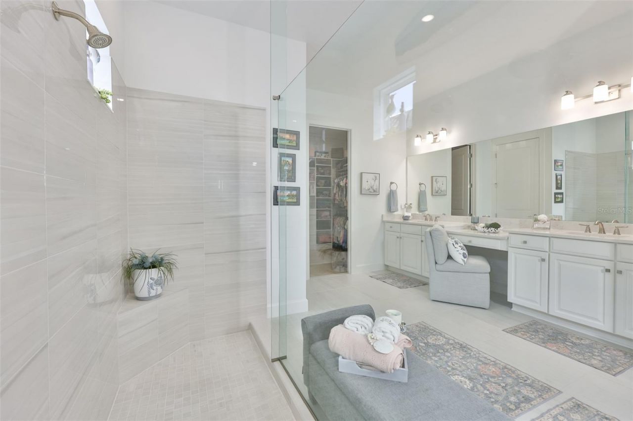 5512 Caserta Court, Palmetto, FL 34221 Photo