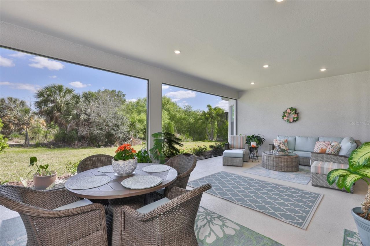 5512 Caserta Court, Palmetto, FL 34221 Photo