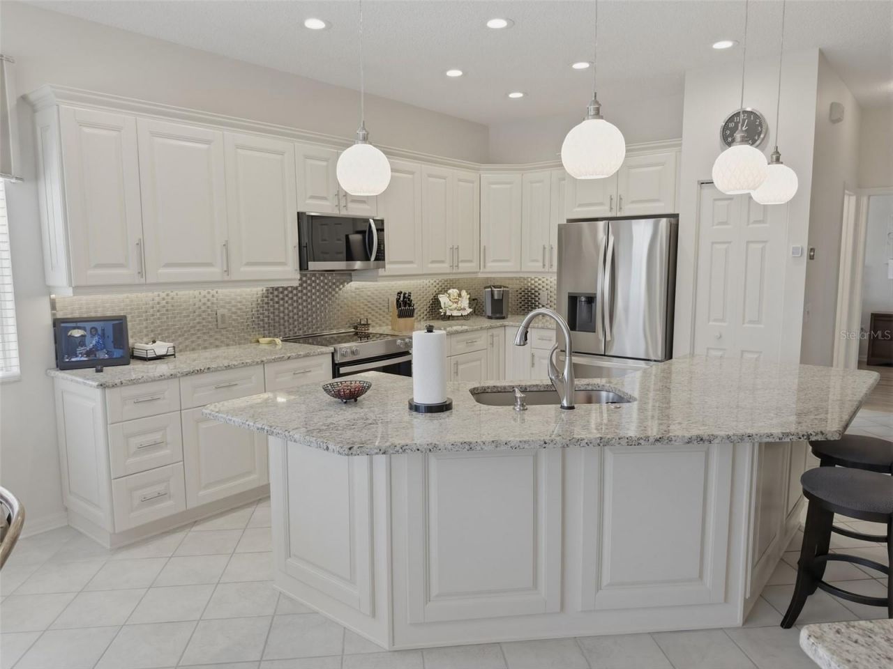 18744 Bellevista Court , Hudson, FL 34667 Photo