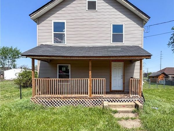 1837 Penn Place NE, Canton, OH 44704