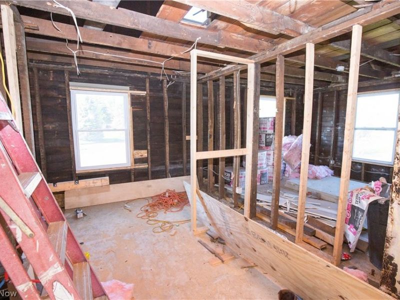 1837 Penn Place NE, Canton, OH 44704 Photo 2