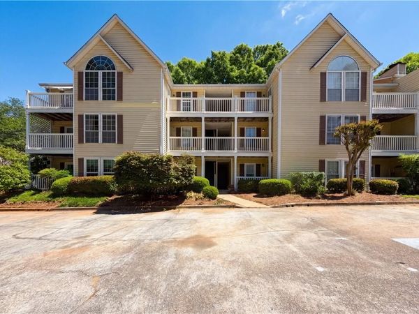 573 Cobblestone Trail , Avondale Estates, GA 30002