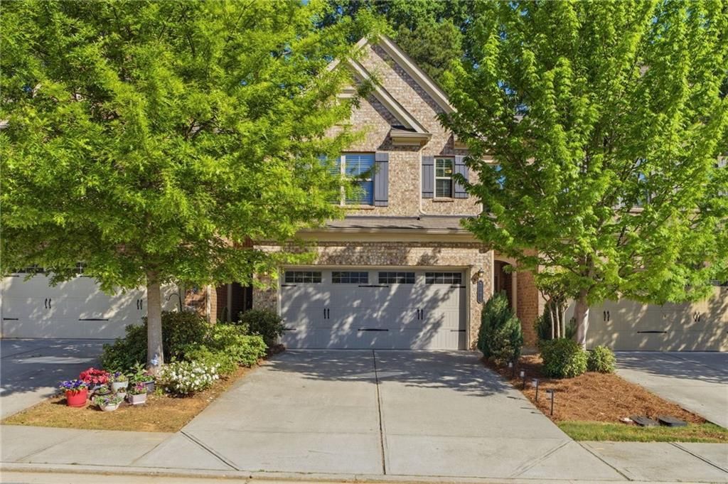 1406 Lanier Vista Drive, Sugar Hill, GA 30518 Main Photo