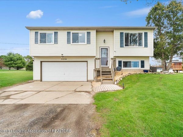 7250 Oneida Road, Charlotte, MI 48813
