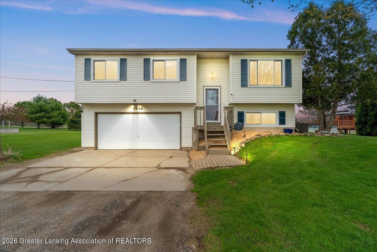7250 Oneida Road, Charlotte, MI 48813 Main Photo