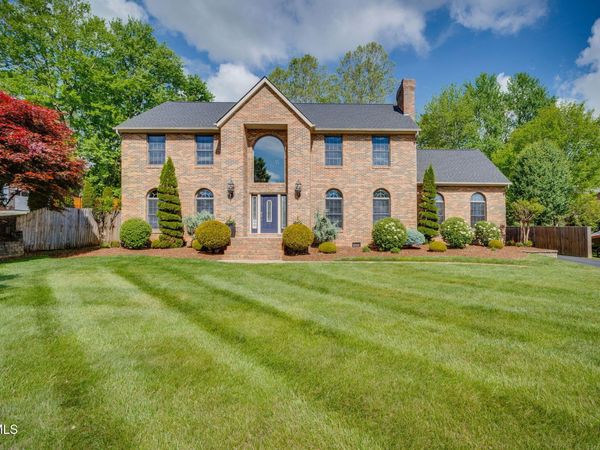 3504 Bondwood Circle, Johnson City, TN 37604