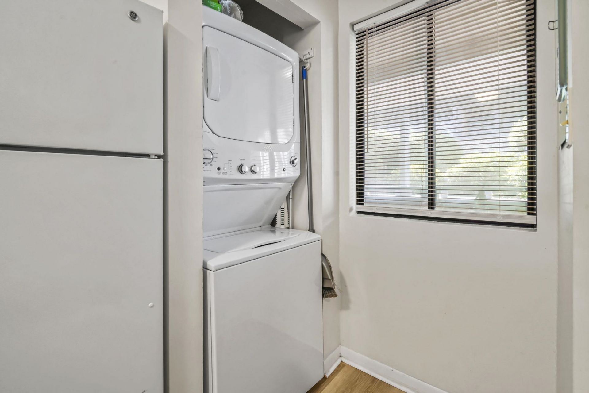 250 Maison Dr.  Photo 12