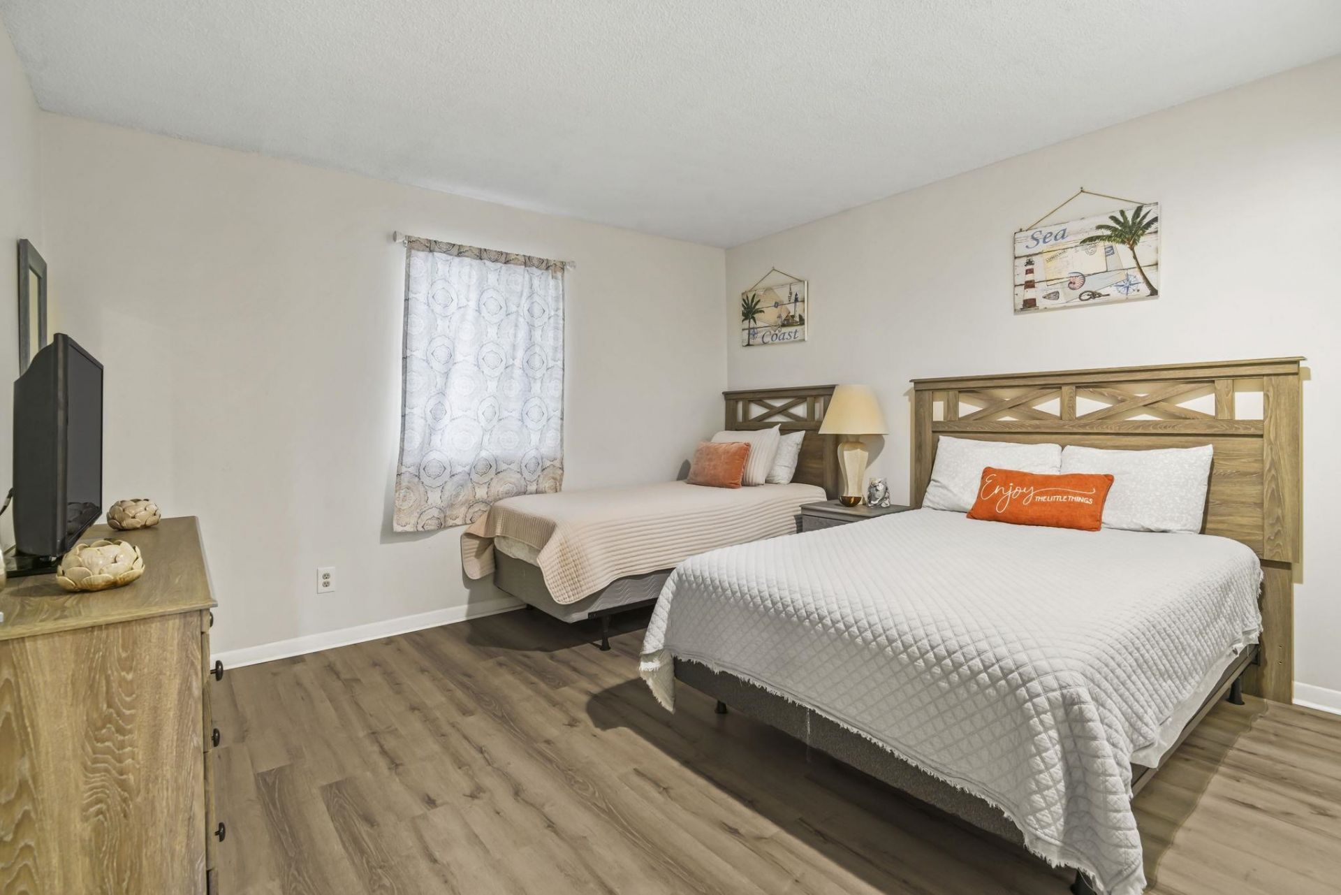 250 Maison Dr.  Photo 31