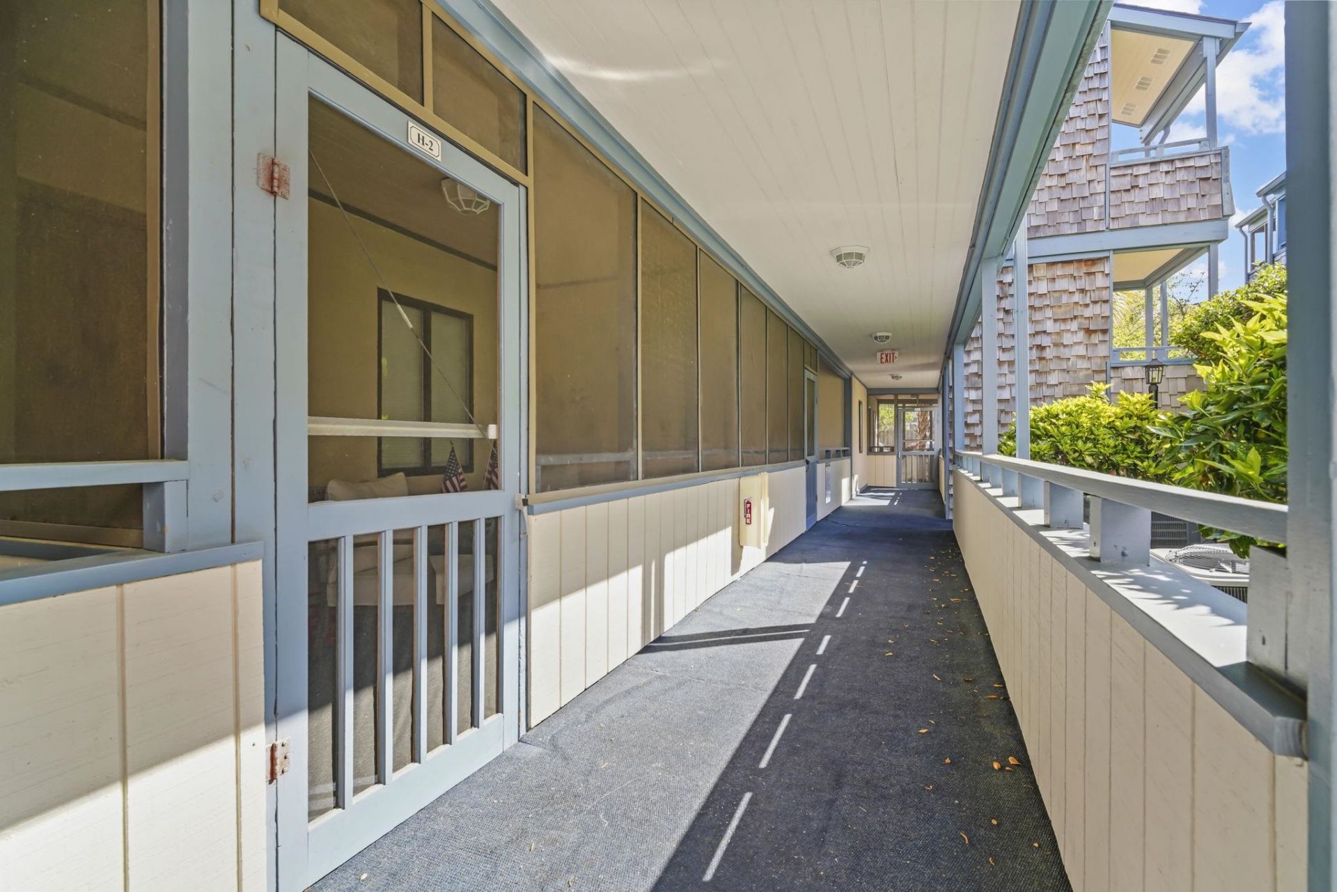 250 Maison Dr.  Photo 5