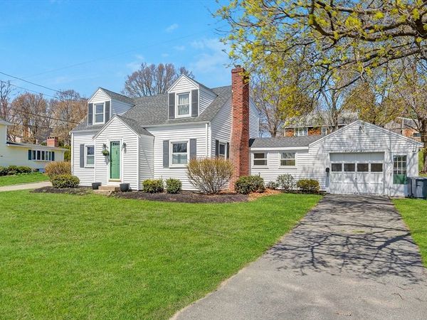 204 Low St, Newburyport, MA 01950