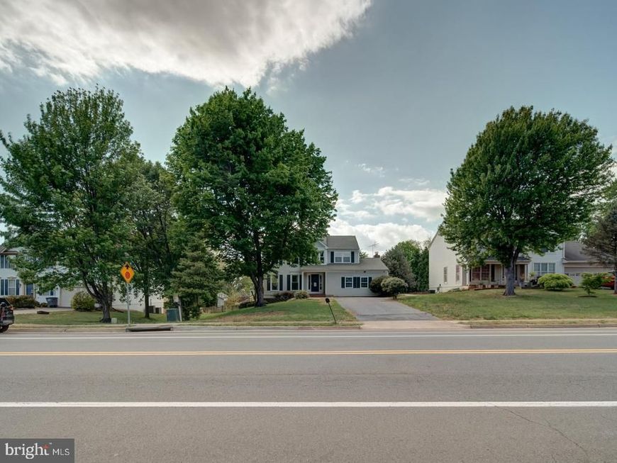 9618 Clover Hill Road, Manassas, VA 20110 Main Photo