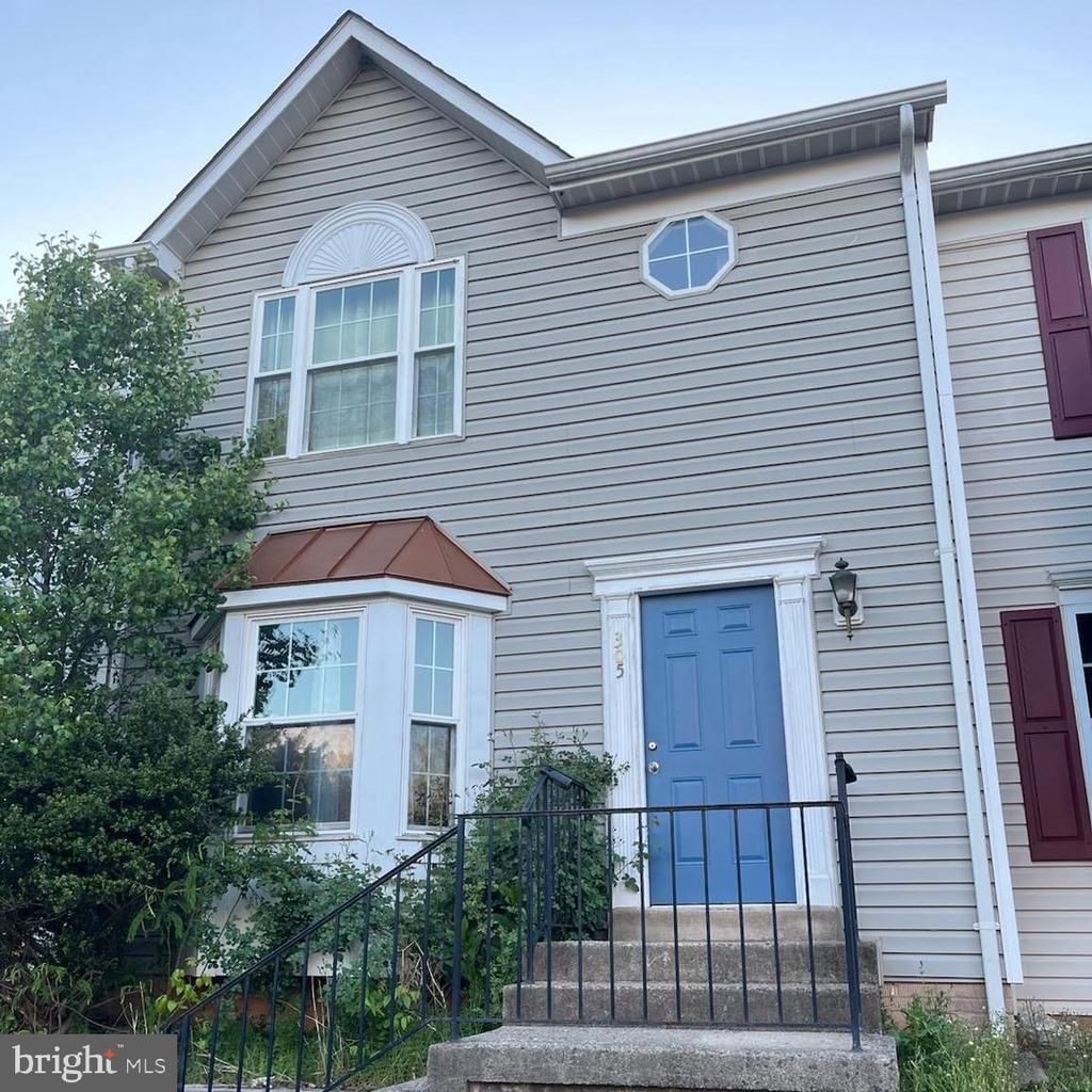 305 MOSEBY COURT, MANASSAS PARK, VA 20111