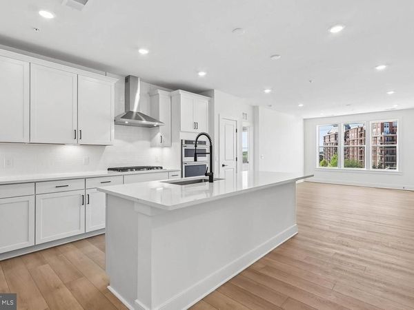 1121 FORTUNE TERRACE , Unit 303, POTOMAC, MD 20854