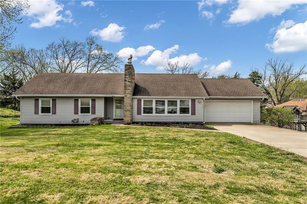 7220 NW Coronado Street, Kansas City, MO 64152 Main Photo