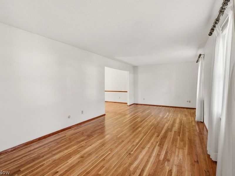 4359 N Norman Drive , Stow, OH 44224 Photo 4