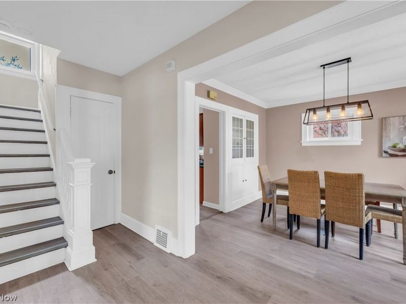 3566 Grosvenor Road , Cleveland Heights, OH 44118 Photo 10