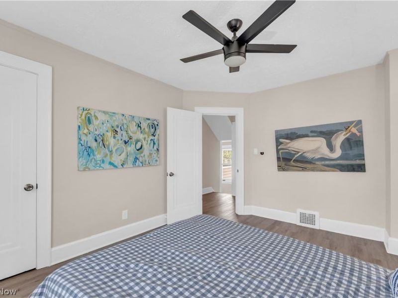 3566 Grosvenor Road , Cleveland Heights, OH 44118 Photo 23