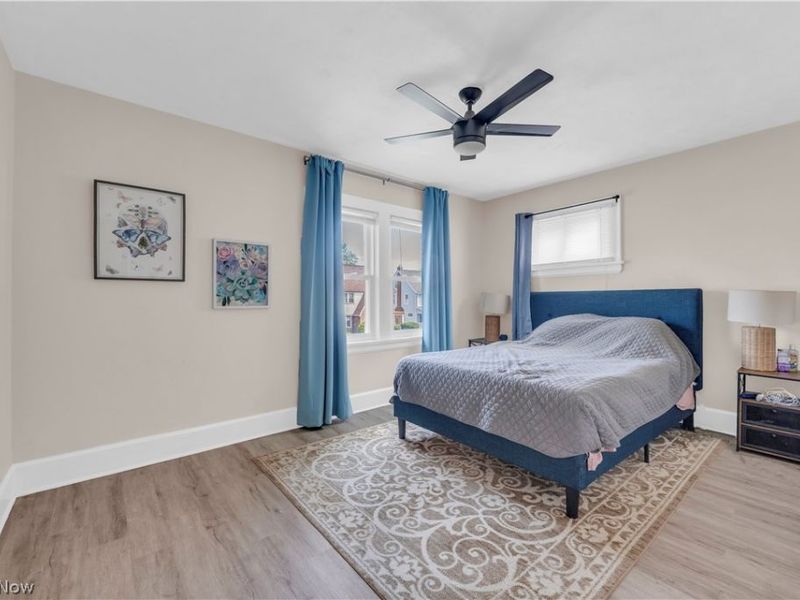 3566 Grosvenor Road , Cleveland Heights, OH 44118 Photo 24