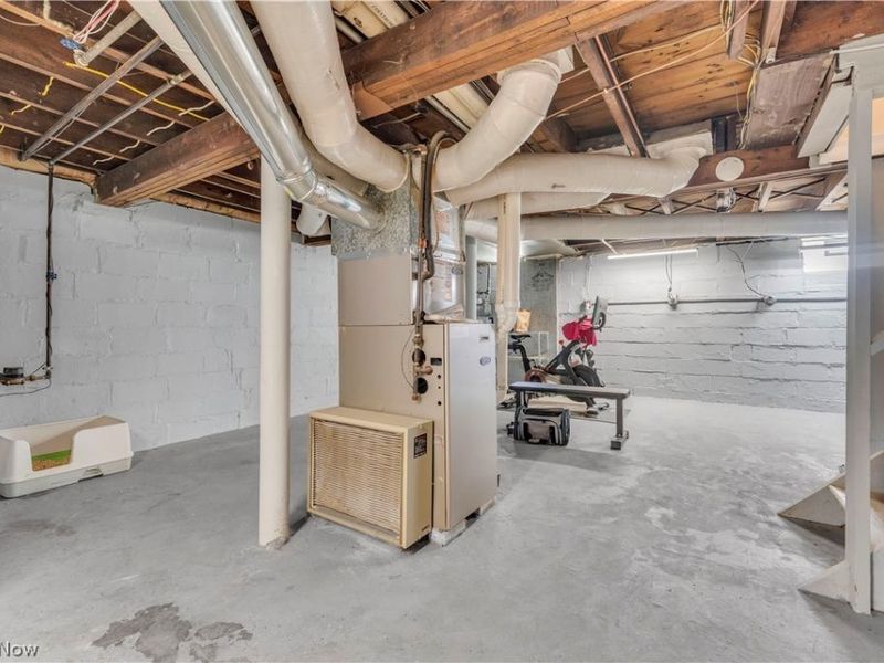 3566 Grosvenor Road , Cleveland Heights, OH 44118 Photo 36