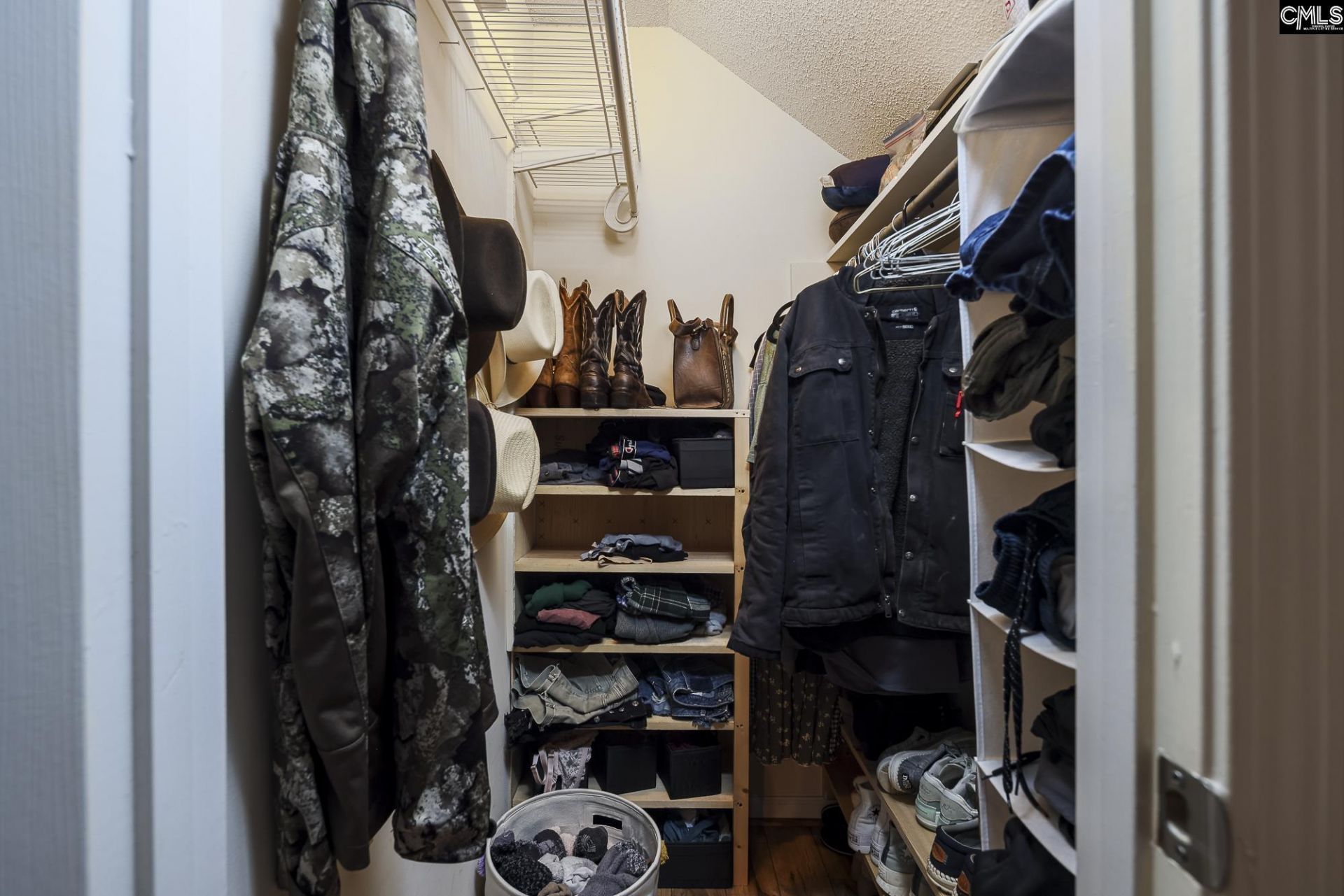 152 Thames Valley Court  Photo 20