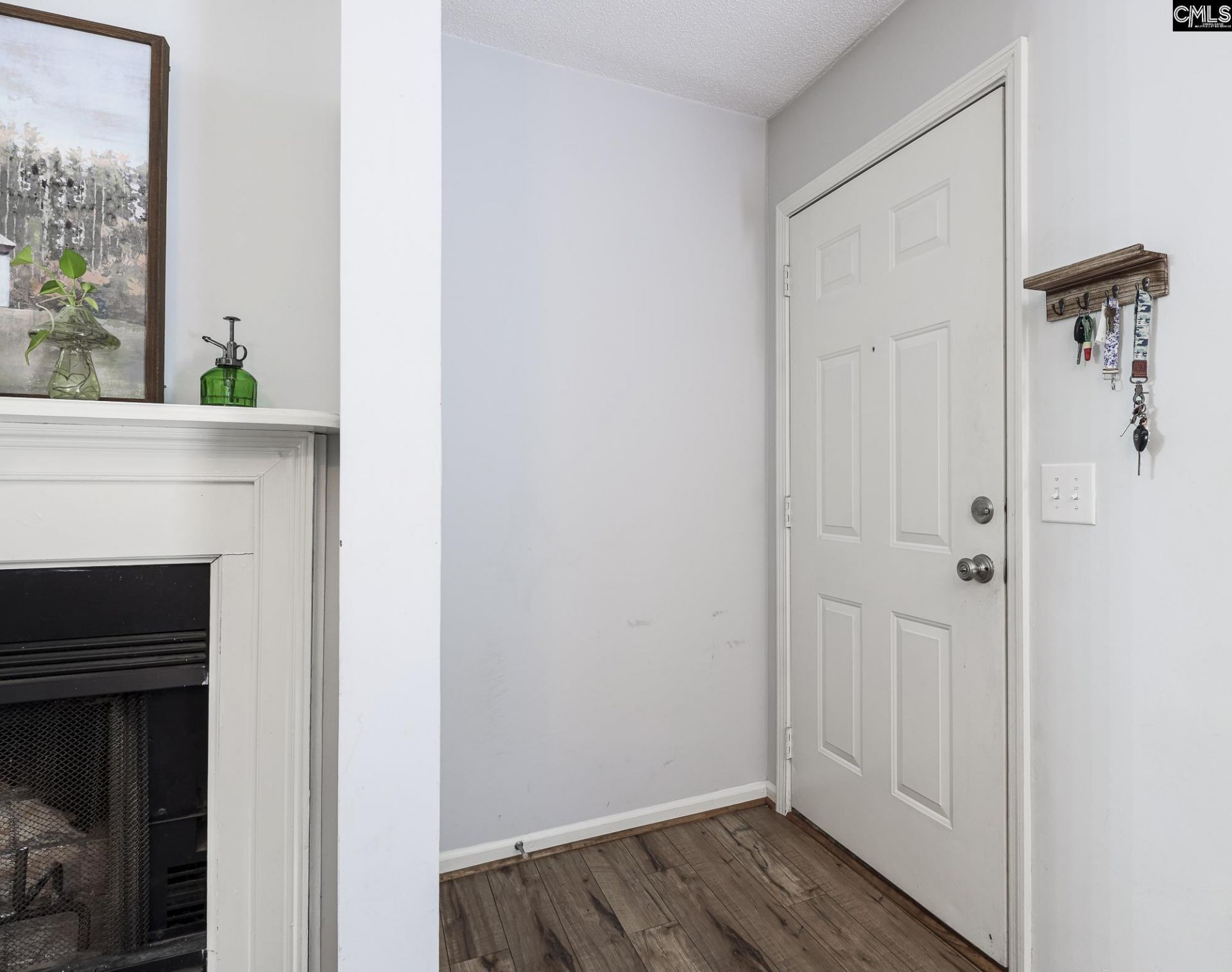 152 Thames Valley Court Photo 7