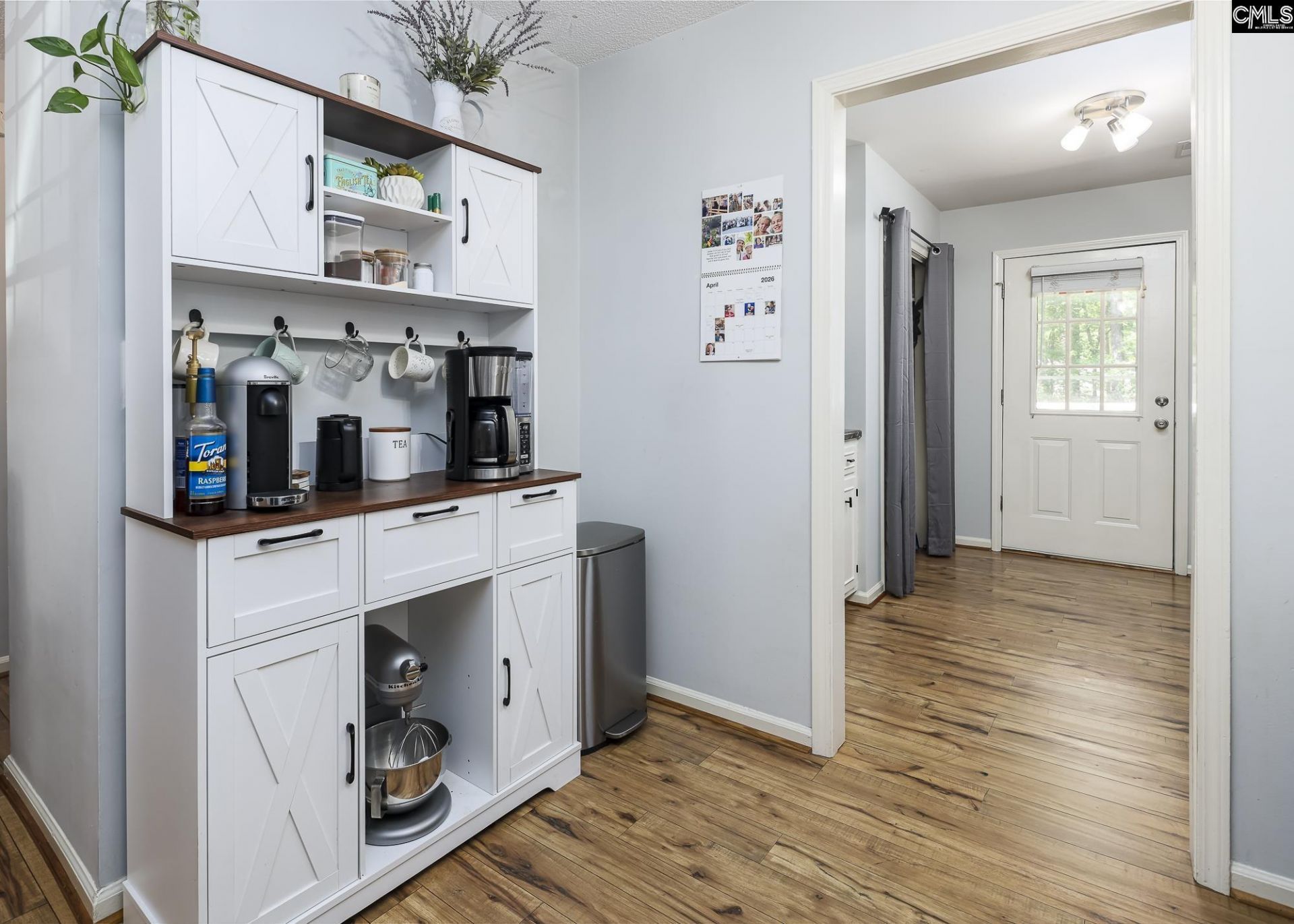 152 Thames Valley Court  Photo 8