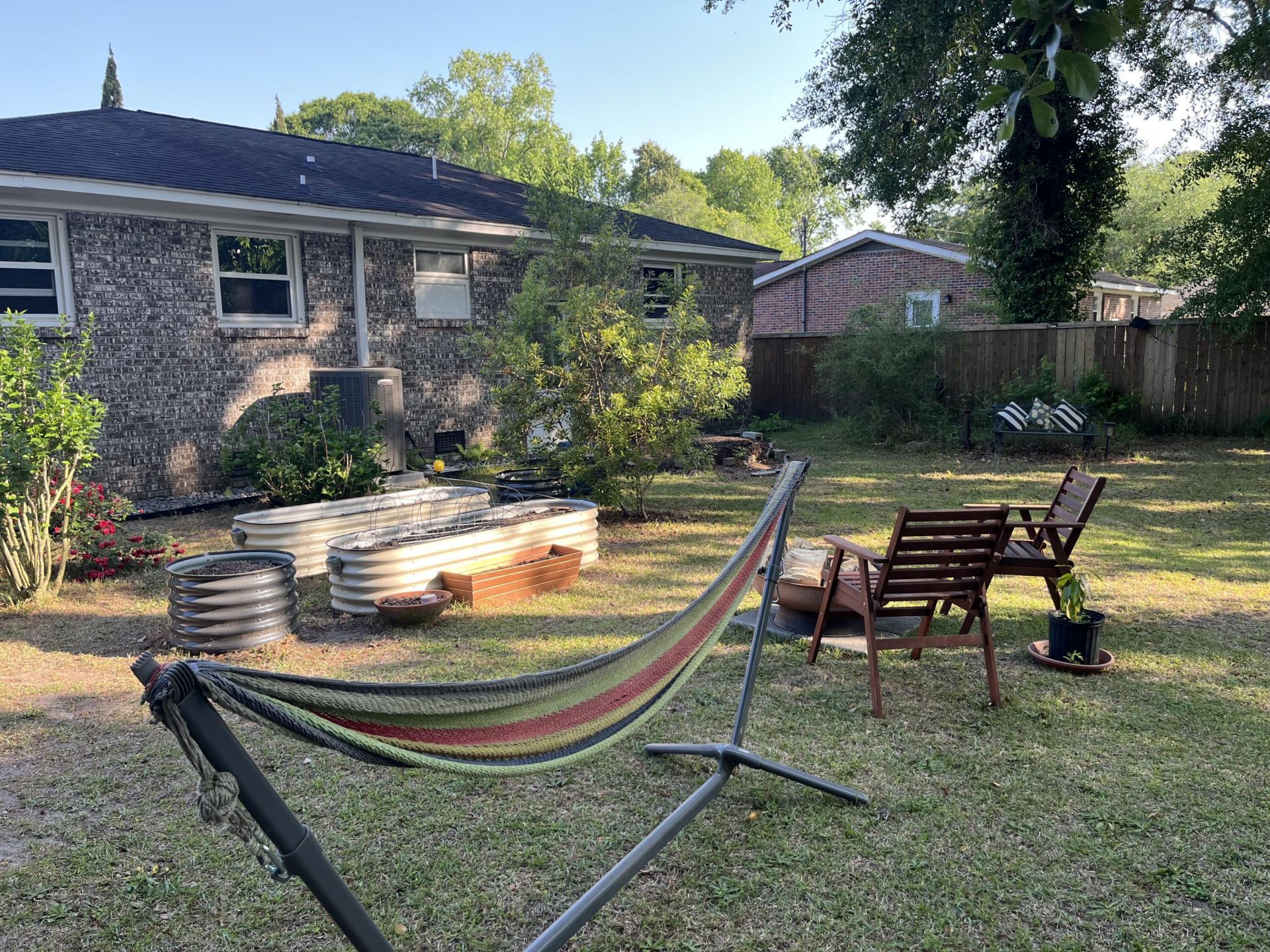 16 Pratt Street Photo 16