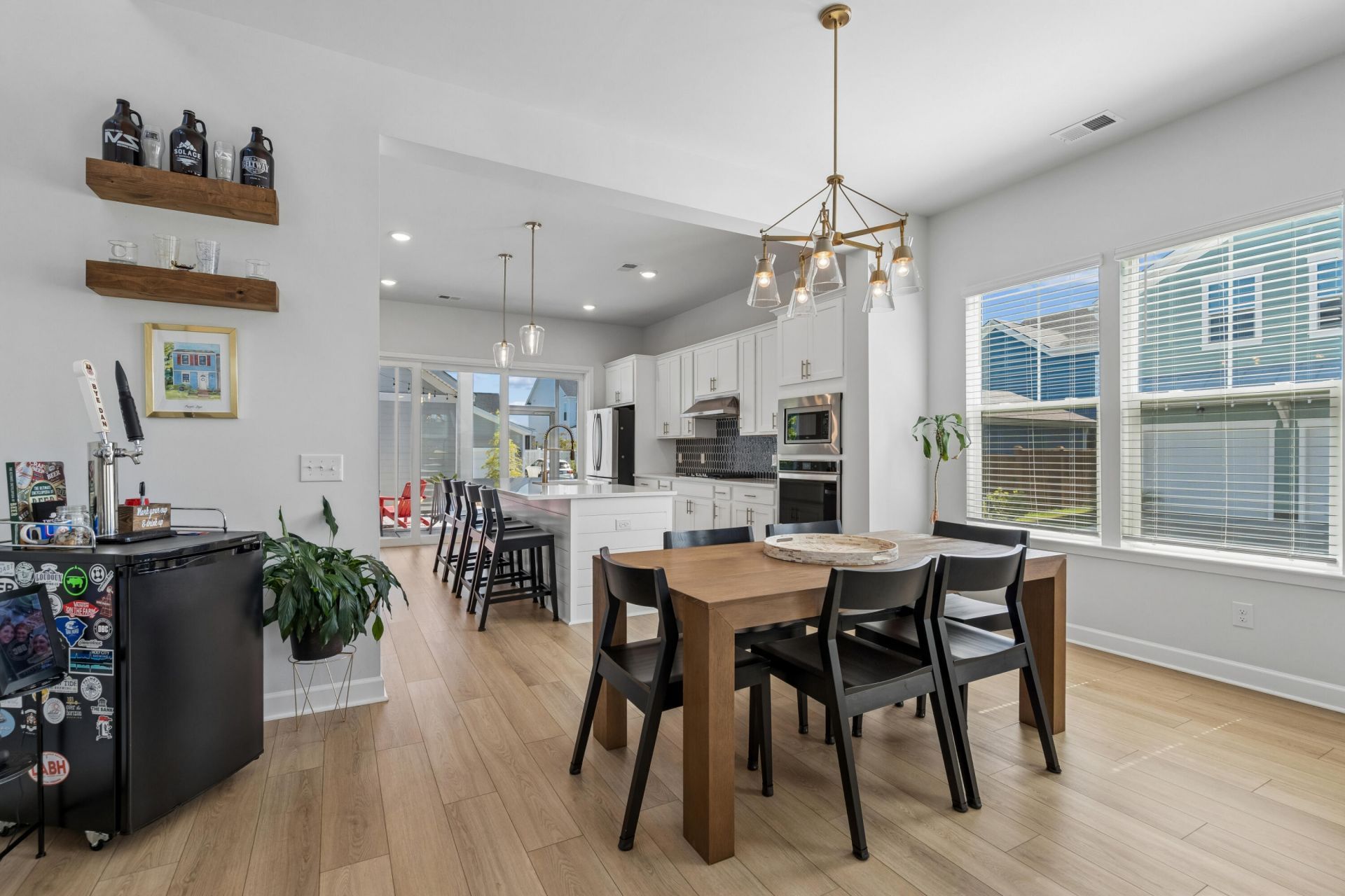 305 Eclipse Street Photo 8