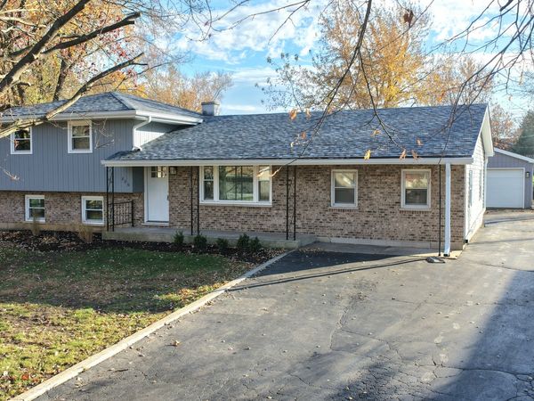 836 Regent Street , New Lenox, IL 60451