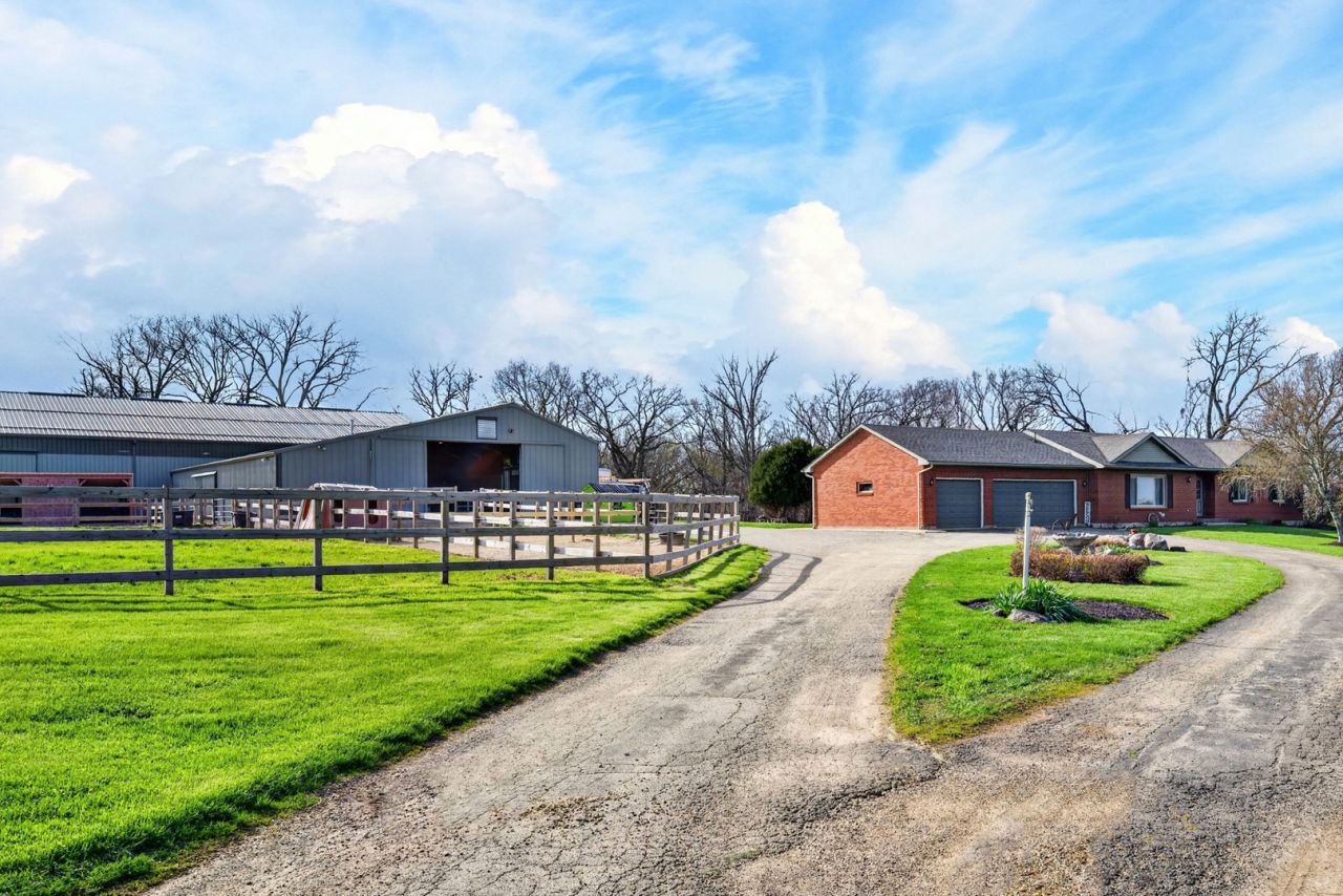1513 Deerpass Road , Marengo, IL 60152