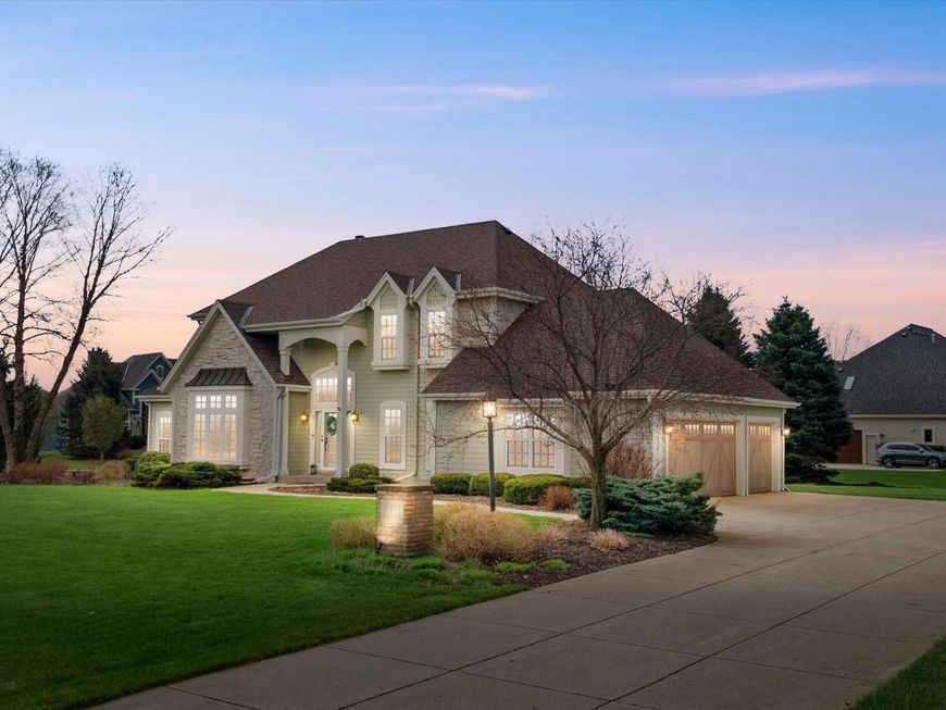 Main Photo