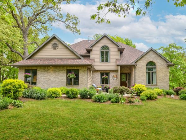 225 Ridge Line Rd, Rochester, WI 53105