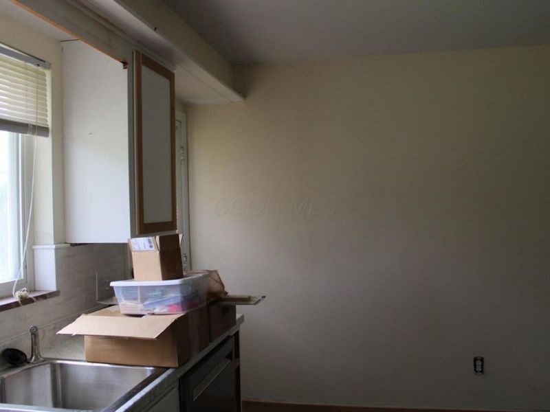 4934-4936 Solar Drive , Columbus, OH 43214 Photo 14