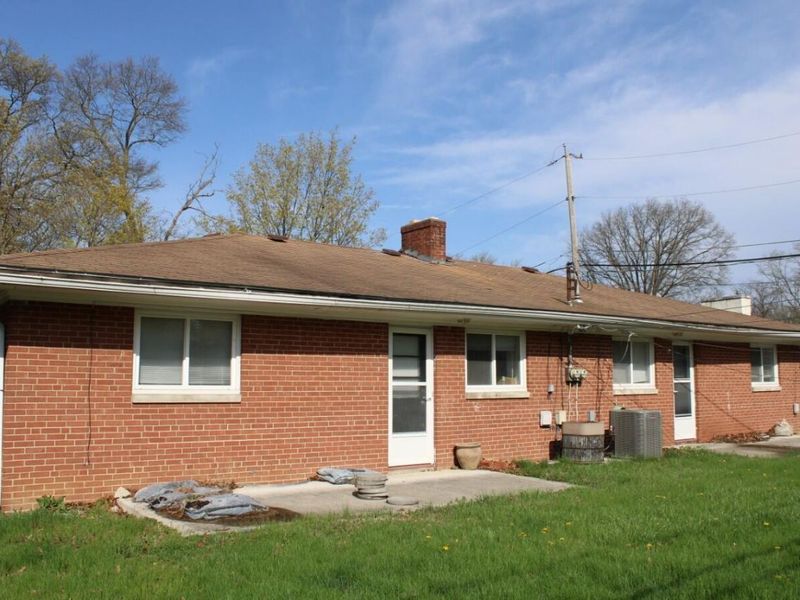 4934-4936 Solar Drive , Columbus, OH 43214 Photo 3