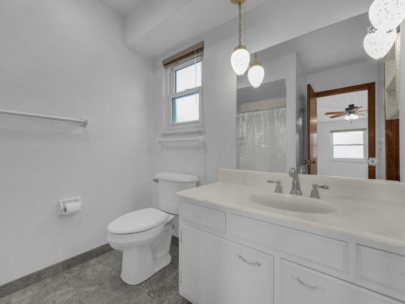 4500 Reed Road, Columbus, OH 43220 Photo 27