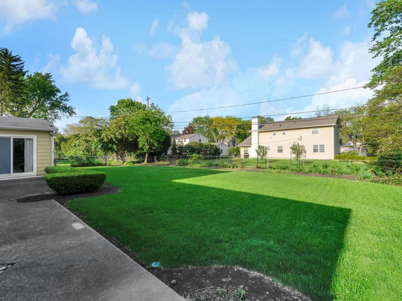 4500 Reed Road, Columbus, OH 43220 Photo 33