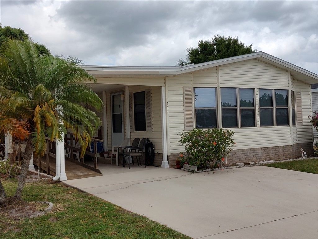 451 Papaya Circle, Barefoot Bay, FL 32976 Photo