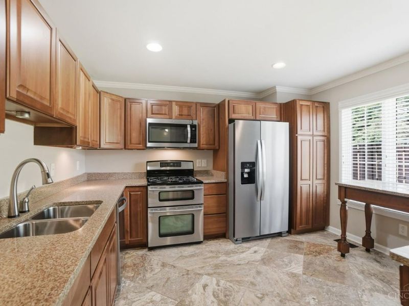 11157 Jardin Place, Blue Ash, OH 45241 Photo 17