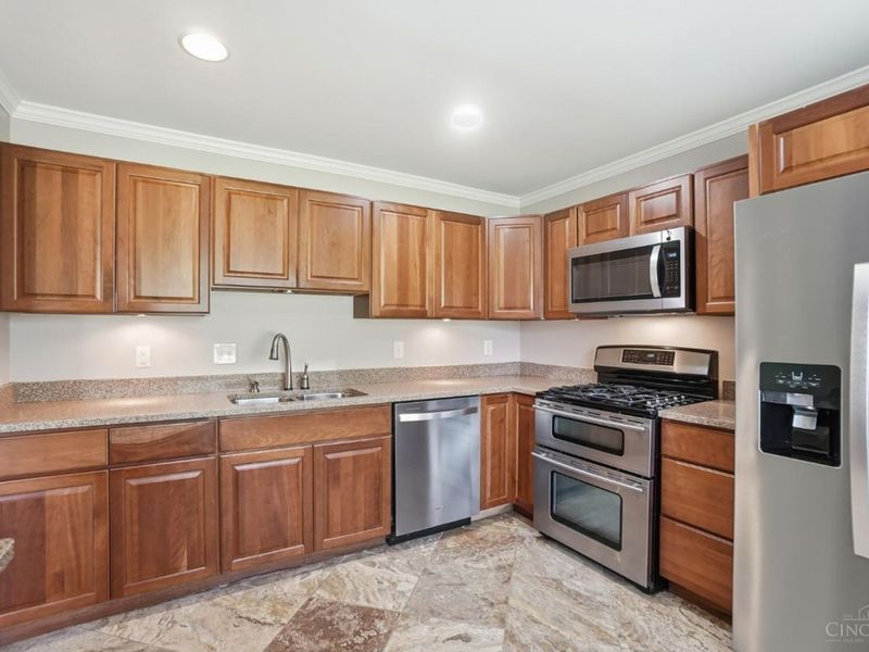 11157 Jardin Place, Blue Ash, OH 45241 Photo 18