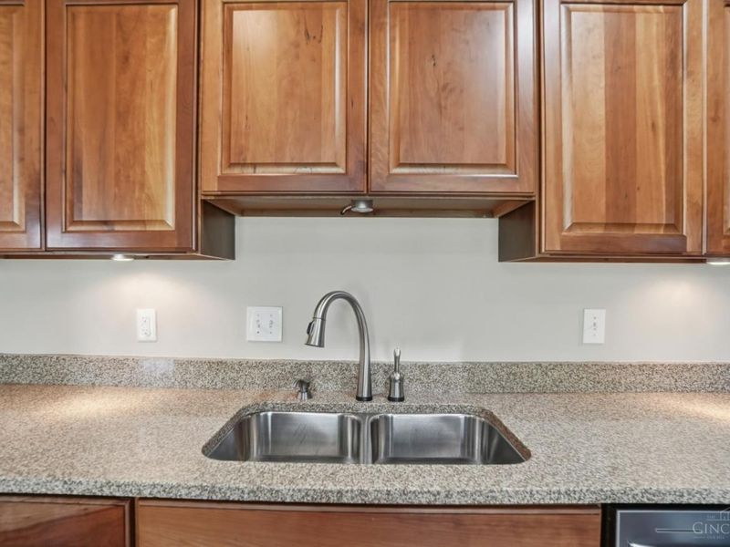 11157 Jardin Place, Blue Ash, OH 45241 Photo 20