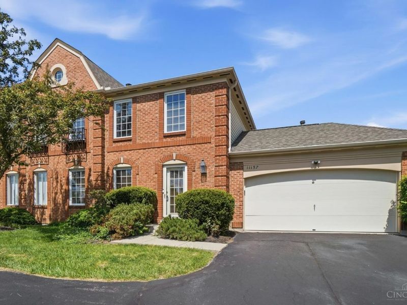 11157 Jardin Place, Blue Ash, OH 45241 Photo 4