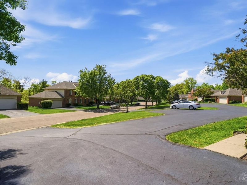 11157 Jardin Place, Blue Ash, OH 45241 Photo 6