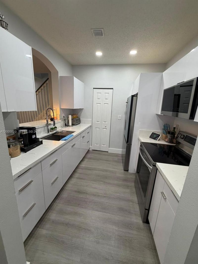 2244 NE 42nd Ave, Unit 2244, Homestead, FL 33033 Photo